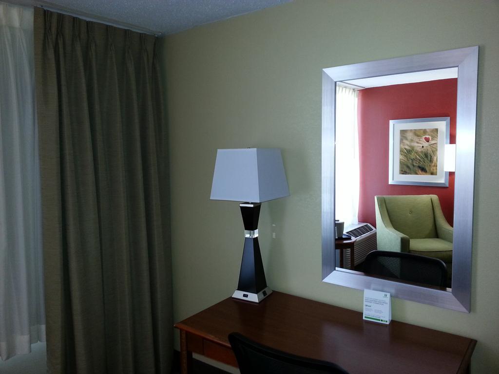 Hotel Downtown By Ihg